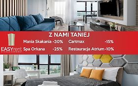 Easy Rent- Sky Free Parking, Hala Globus, 24H Check-In, Zana